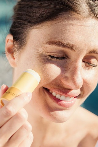Unbottled Stick Solaire Visage Yüz Için Yüksek Koruma Güneş Kremi SPF50