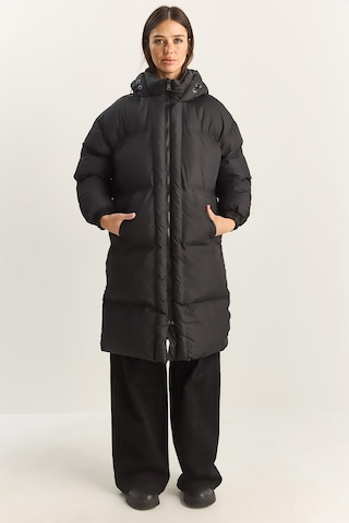 Shade Kadın Cep Detaylı Astarlı Kapüşonlu Uzun Puffer Mont 1129 60283868 - Siyah