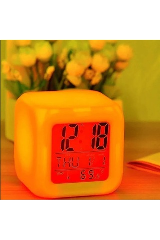 Led Dijital Renkli Masa Saati Alarm Termometre Tarih Masaüstü Saat Bx40 Çok Renkli