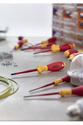 Wiha 3201 SoftFinish Düz VDE Tornavida slimFix 1.2 x 6.5 x 150mm 35392