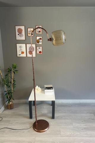 Mopa Bal Rengi Cam Lambader Patina Gövde Dekoratif Metal Oturma Odası Zemin Lambası Natural