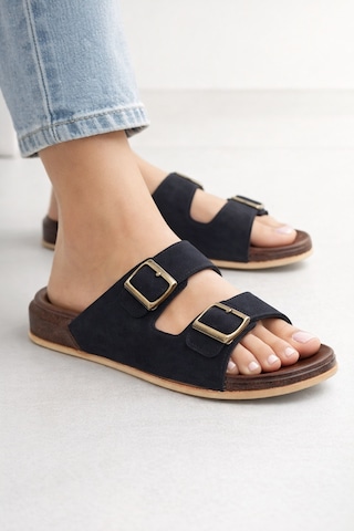 Ultra Hafif Günlük Konfor Unisex Terlik Modern Tasarım Ve Esnek Taban Siyah - Beyaz