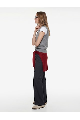 Koton Yırtmaç Detaylı Pileli Yüksek Bel Slim Fit Bol Paça Pantolon Antrasit 7wal40026ık