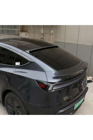 Tesla Model Y Legacy Ve Juniper İçin Uyumlu Cam Üstü Spoiler Spor Model Parlak Siyah