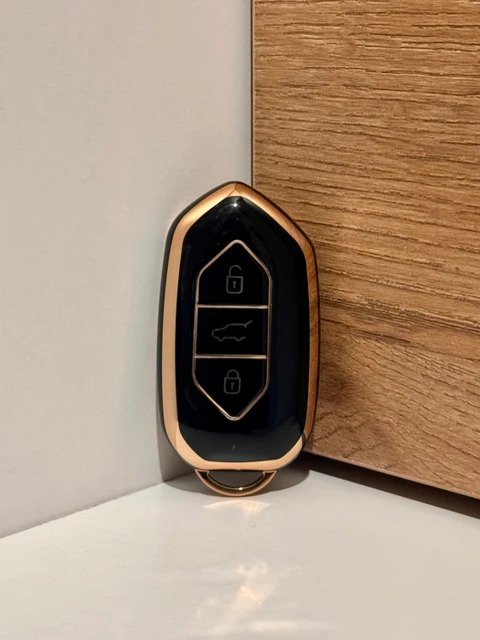 Amblemli Togg T10x-t10f Uyumlu Anahtar Kılıfı Siyah-altın