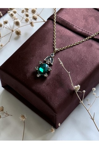 Oval Kristal Taşlı Kolye Yeşil