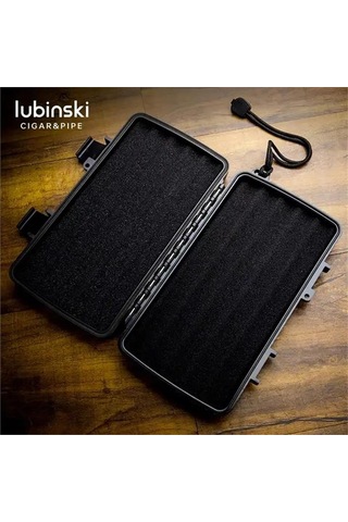 Lubinski Seyahat Puro Kutusu Humidor Kırılmaz Plastik Siyah Lion 5's Lb-623