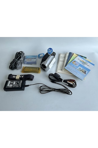 Sony DCR-DVD653E 800X Zoom Video Kamera Bataryasız