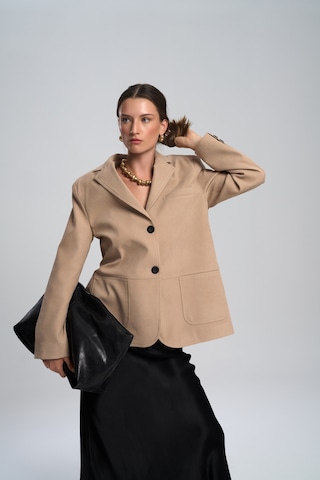 Mai Studios Co. Orsina Yırtmaç Detaylı Bej Blazer Bej