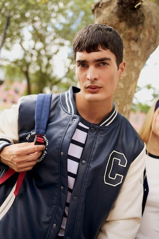 Defacto Regular Fit Kolej Yaka Çıkarılabilir Kapüşonlu Çıtçıtlı Suni Deri Bomber Mont E9972ax25aunv64 Lacivert