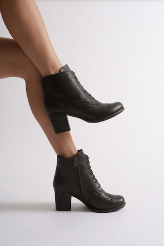 Analin Shoes Kadın Hakiki Deri Lazer Detaylı Bağcıklı Bot Kahve