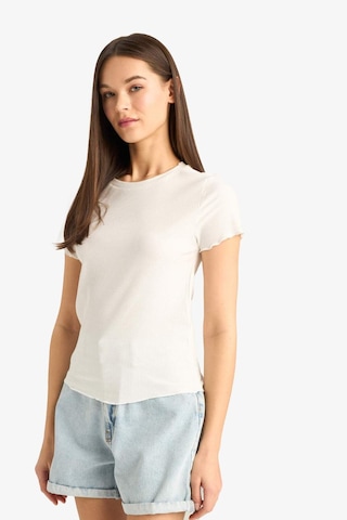 DeFacto Fitted Bisiklet Yaka Basic Düz Kısa Kollu Tişört F3486AXNSWT32