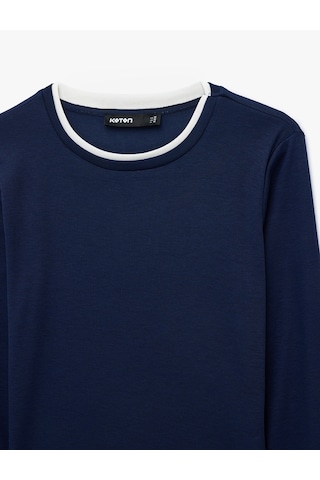 Koton Slim Fit Renk Kontrastlı Katmanlı Uzun Kollu Bisiklet Yaka Tişört Lacivert 7wak50105ek
