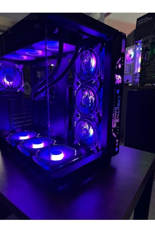 7 Argb Anime Karakterli Fanlı Pc Kasası 850w 80 Plus Bronze Powerli 360mm Sıvı Soğutmalı Siyah