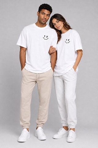 Nevermind Sevgili Kombini Smiley Baskılı Çift Tişört Oversize Unisex %100 P Beyaz