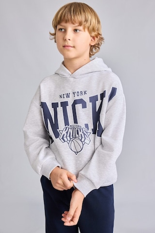 Defacto Nba New York Knıcks Kapüşonlu İçi Yumuşak Tüylü Sweatshirt Erkek Çocuk I2237a826wngr400 Gri-gr400