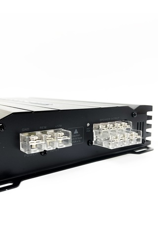 Defacbass DB-8400.4 4 Kanal Stereo Amfi