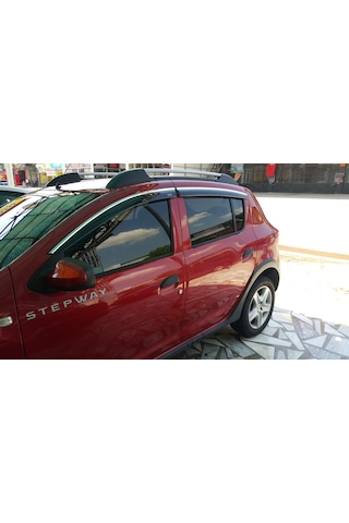 Dacia Sandero 2013 2014 2015 2016 2017 Kromlu Cam Rüzgarlığı