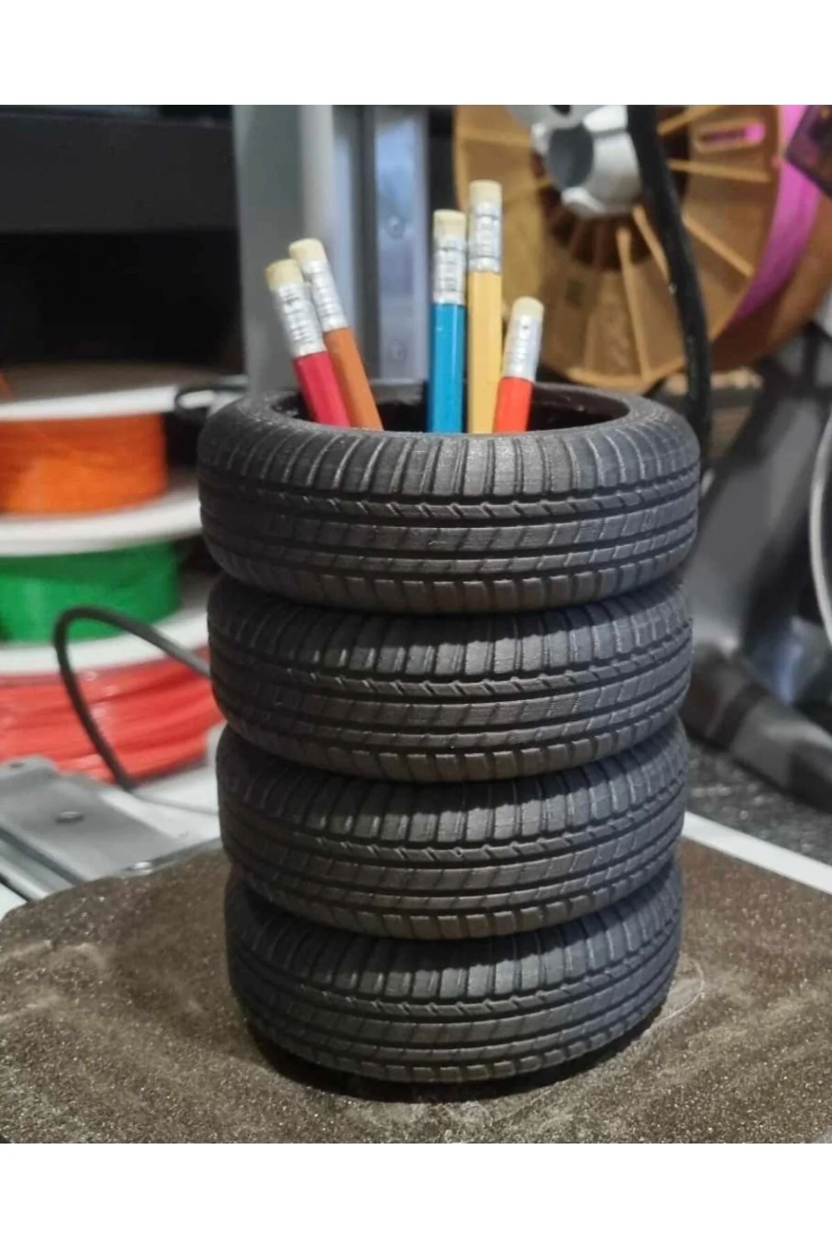 Gerçek Otomobil Lastiği Tasarımlı Kalemlik 4 Katlı Lastik Deseni, Masaüstü Organizer Siyah