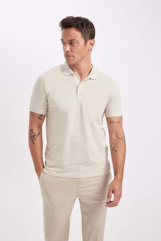 Defacto Slim Fit Dar Kesim Polo Yaka Kısa Kollu Pamuklu Tişört D0033AXNS Bej