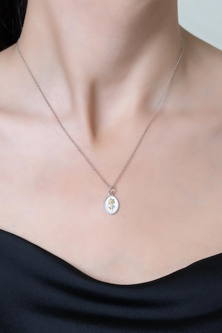 So Chic Nergis Çiçeği 18 Ayar Beyaz Altın Kaplama 43 Cm Gümüş Kolye Rodyum