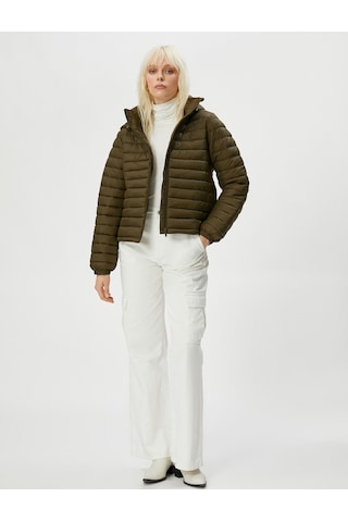 Koton Kısa Şişme Mont Kapüşonlu Fermuarlı Kolları Lastikli Haki 4wak20127ew 4WAK20127EW876 Haki