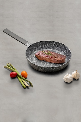 Emsan Perge Döküm Granit 24 CM Tava