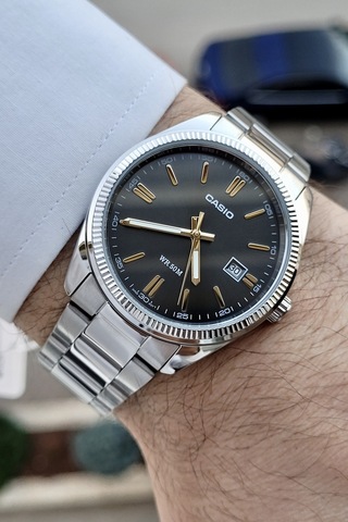 Casio Csıste3 Erkek Kol Saati