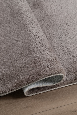Vl Oval Comfort Ponpon Saçaklı Peluş Post Yolluk Kahverengi Düz Saçak Kahverengi