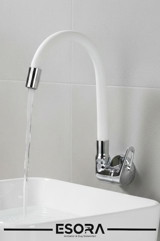 Duvardan Tek Su Çıkışlı Beyaz Spiral Hareketli Borulu Mutfak Lavabo Bataryası Musluğu Çeşmesi