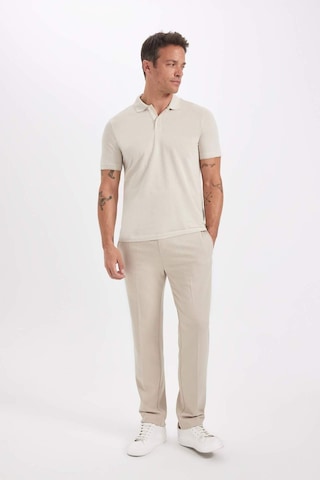Defacto Slim Fit Dar Kesim Polo Yaka Kısa Kollu Pamuklu Tişört D0033AXNS Bej