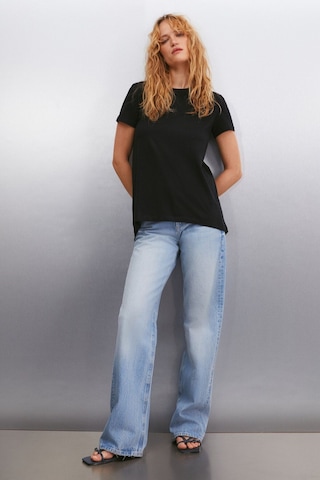 Grimelange Samantha Kadın %100 Organik Pamuklu Comfort Fit Arkası Uzun Basic Örme Siyah T-shirt Siyah