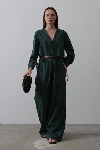 Modasize Önü Bağlamalı Crop Takım - Yeşil Yeşil