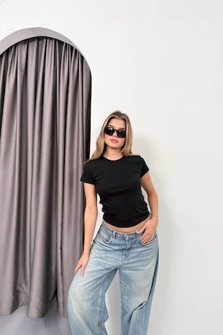Vadon 1003 Kadın Pamuklu Slim Fit Bisiklet Yaka Yumuşak Dokulu Basic T-shirt Siyah