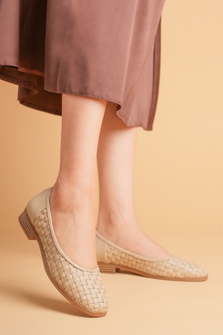 Analin Shoes Kadın Hakiki Deri Örgü Detaylı Babet Bej