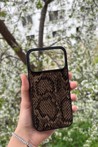 Apple, Uyumlu iPhone 17 Pro Max Yılan Desenli Kabartma Dokulu Kılıf Kahverengi