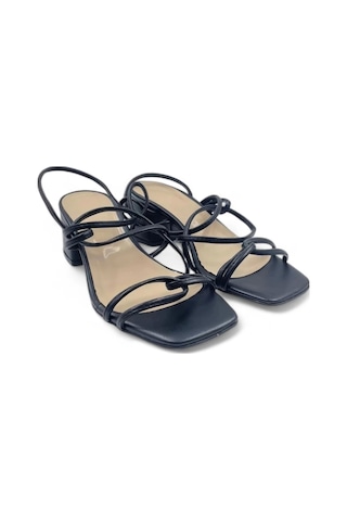 Mira Siyah Şık Ve Zarif Kadın Topuklu Ayakkabı Siyah