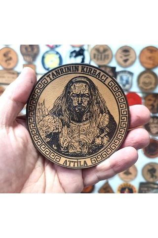 Tanrının Kırbacı Attila - Deri Peç - Arma - Leather Patch Bej