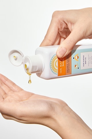 Iva Natura Organik Sertifikalı %100 Doğal Besleyici Yağ Kompleksli Bebek Yağı 125ml