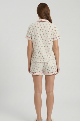 Cherry Ekru Biyeli Müslin Dokuma Şortlu Pijama Takımı Beyaz