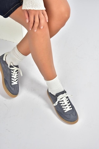 Fox Shoes V999061501 Lacivert Hakiki Deri Nubuk Kadın Spor Ayakkabı Sneakers Lacivert