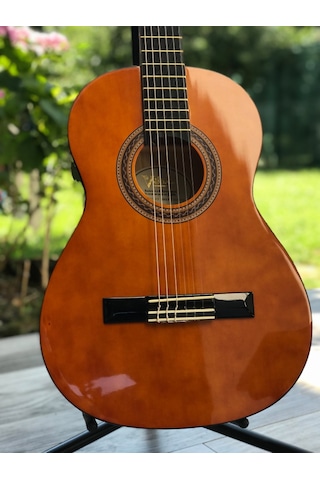 Valencia Vc - 103T Bk 3/4 Sap Çelikli Klasik Gitar - 11-13 Yaş Grubu