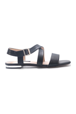 Nine West Etrına 5fx Siyah Kadın Düz Sandalet 000000000101928725 Siyah