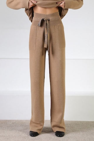 Ferraro Camel Beli Kuşaklı Cepli Kaşmirli Kadın Triko Pantolon Camel