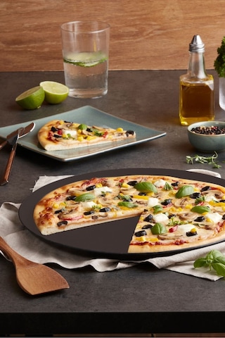 Karaca Mutfaksever Biogranit Pizza Tavası 32 Cm Siyah