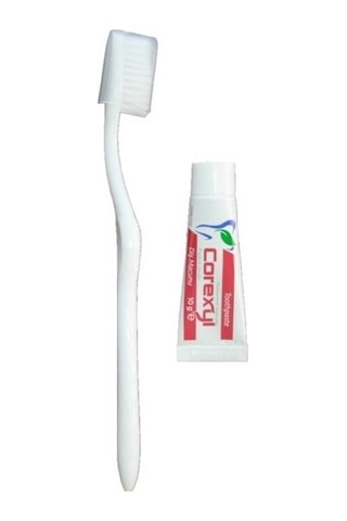 Corexyl Diş Macunu 10 G + Kapaklı Diş Fırçası Seti 50'li