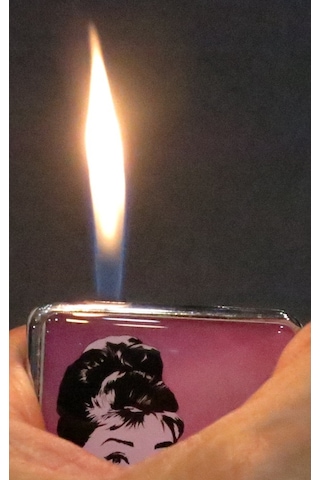 Ofluogluticaret Audrey Hepburn-Zenit Marka Manyotolu Ve Gazlı Çakmak 549517416