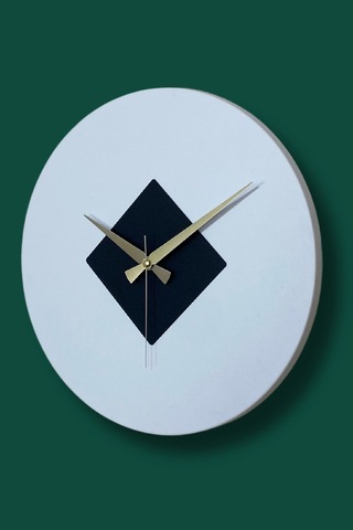 Roundka Model Metal Sıvama Akar Sessiz Mekanizmalı Duvar Saati 40 40 Cm Beyazsiyah Beyaz - Siyah