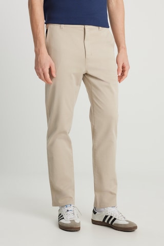 Wrangler Slim Fit Dar Kesim Normal Bel Darpaça Bej Chino Pantolon Beige-wm01003614