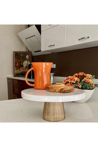 Akayev Mermer 28 Cm Konik Ahşap Ayaklı Beyaz Kalın Yuvarlak Sunum Tabağı Beyaz